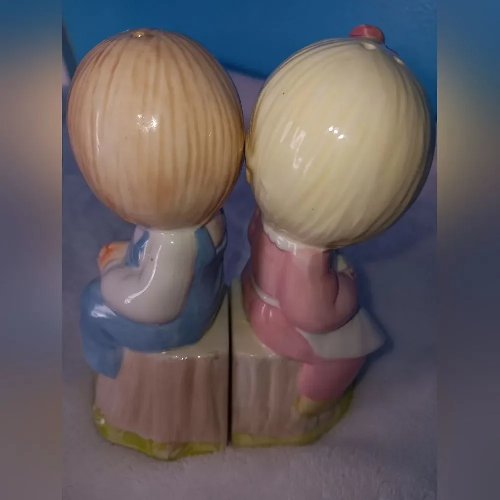 Precious Moments Salt & Pepper Set